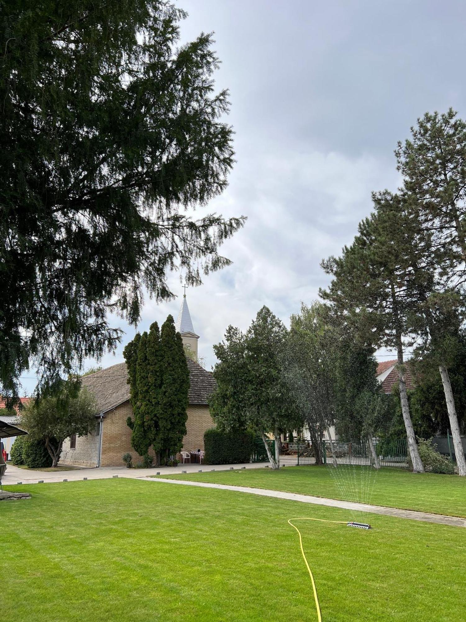 Bezdan Guesthouse Exterior photo